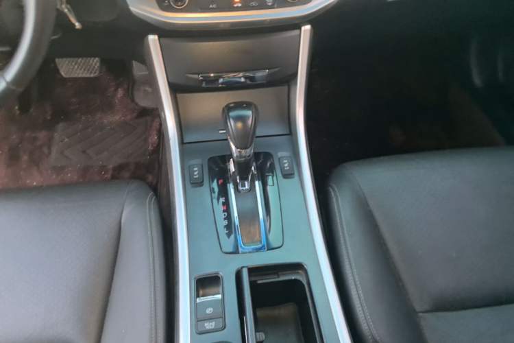 Used Honda Accord 2015 2.0L LXS Elite Edition Gear Lever