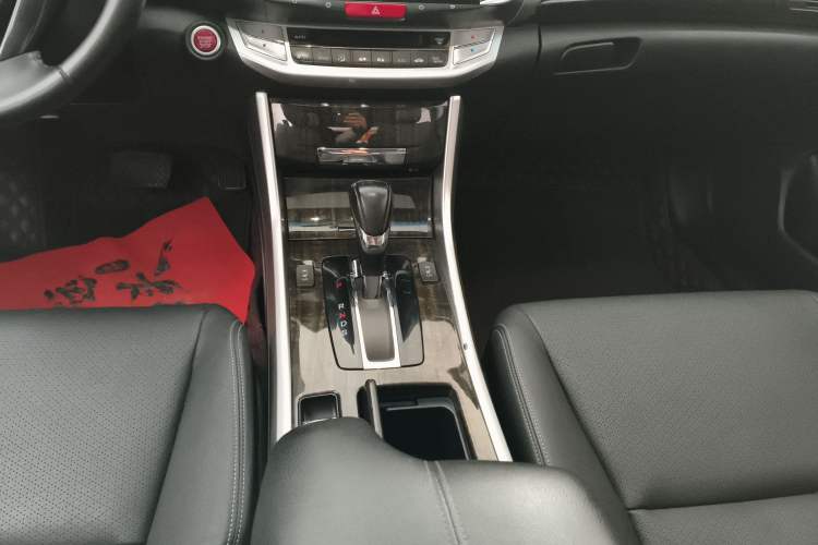 Used Honda Accord 2015 2.4L EX Luxury Edition Gear Lever