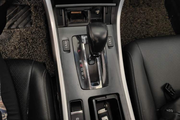 Used Honda Accord 2015 2.0L EX Luxury Edition Gear Lever