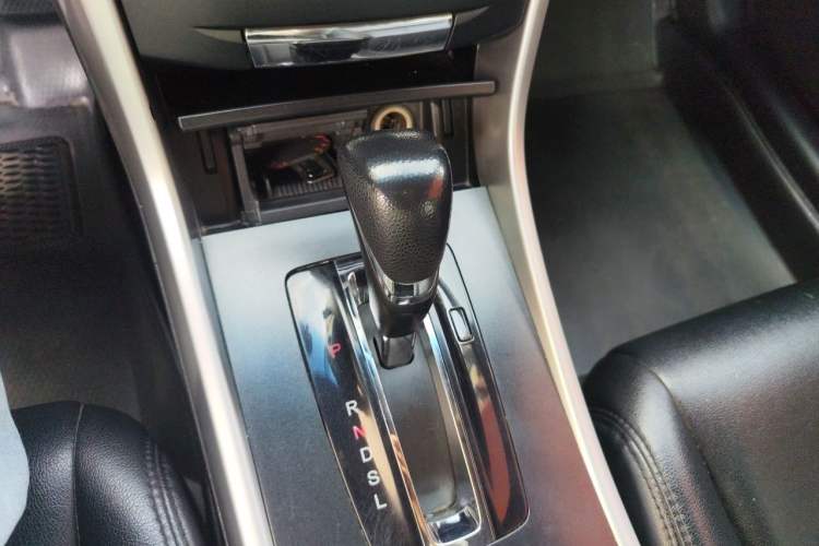 Used Honda Accord 2015 2.0L LX Comfort Edition Gear Lever