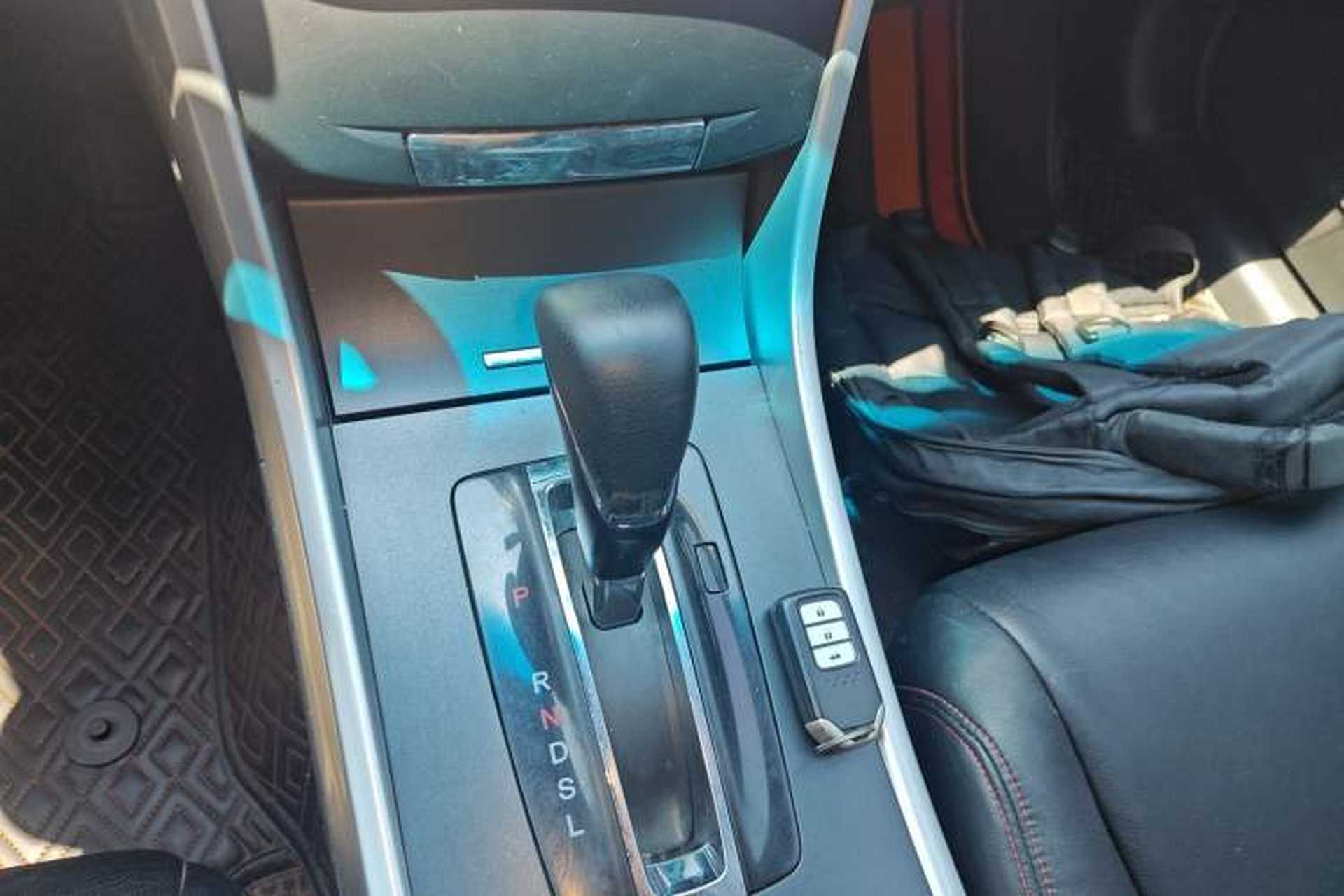 Used Honda Accord 2015 2.0L LX Comfort Edition Gear Lever