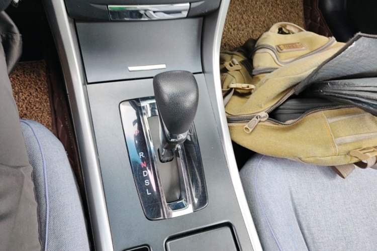 Used Honda Accord 2015 2.0L LX Comfort Edition Gear Lever