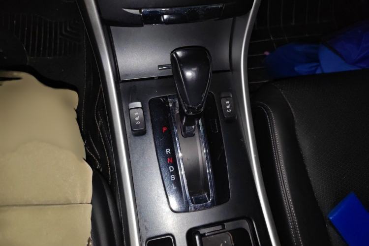 Used Honda Accord 2015 2.0L LXS Elite Edition Gear Lever