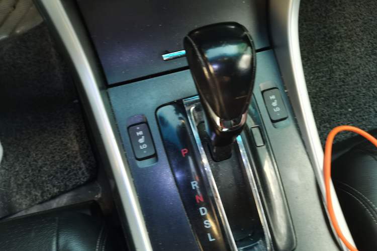Used Honda Accord 2015 2.0L LXS Elite Edition Gear Lever