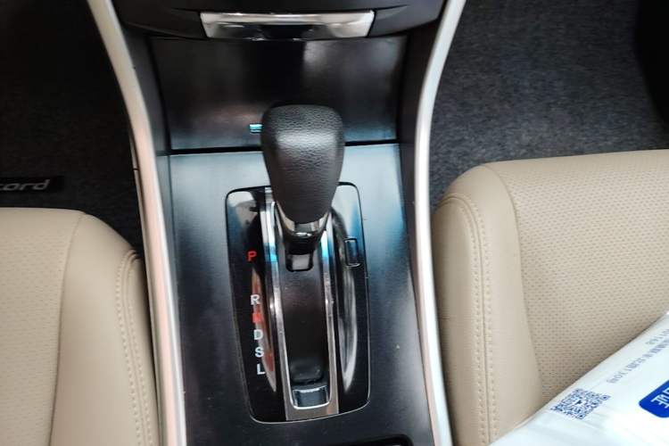 Used Honda Accord 2015 2.0L LX Comfort Edition Gear Lever