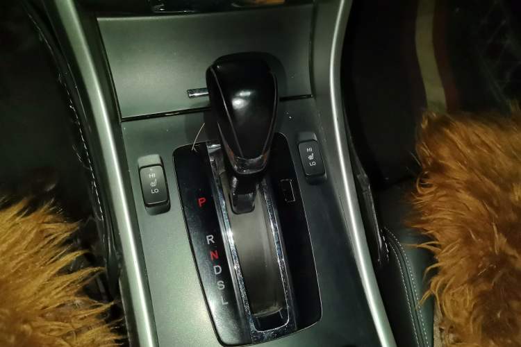 Used Honda Accord 2015 2.0L LXS Elite Edition Gear Lever