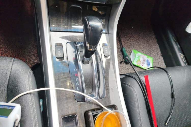 Used Honda Accord 2015 2.4L EX Luxury Edition Gear Lever