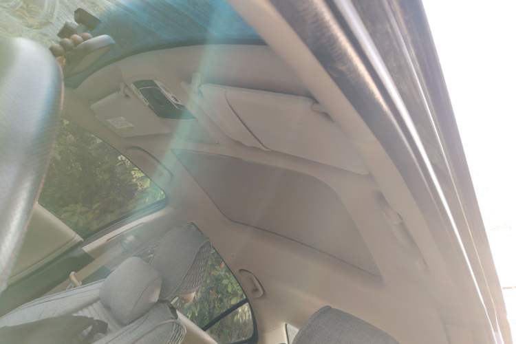Used Honda Accord 2015 2.0L LX Comfort Edition Headliner