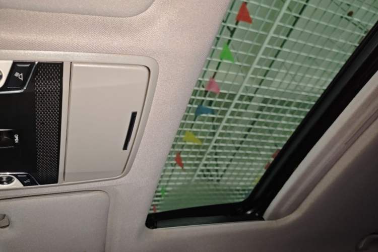 Used Honda Accord 2015 2.0L LX Comfort Edition Headliner