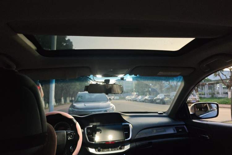 Used Honda Accord 2015 2.0L LXS Elite Edition Headliner