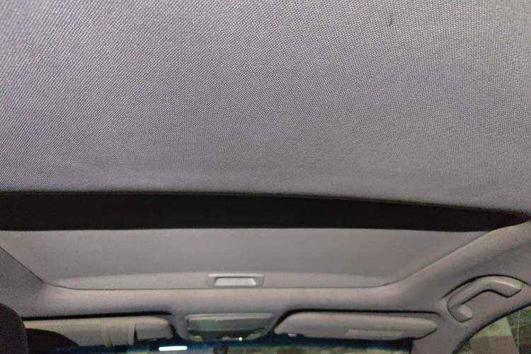 Used Honda Accord 2015 2.0L LX Comfort Edition Headliner