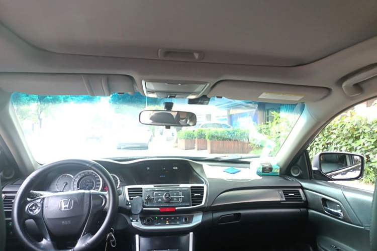 Used Honda Accord 2015 2.0L LXS Elite Edition Headliner