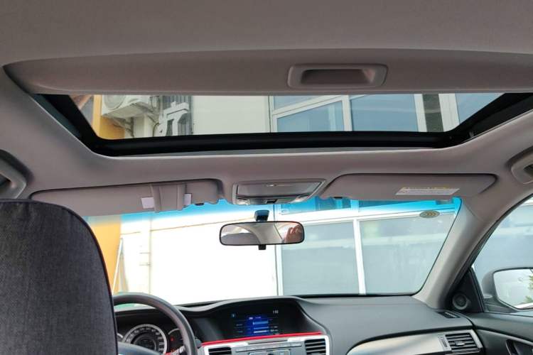 Used Honda Accord 2015 2.0L LX Comfort Edition Headliner