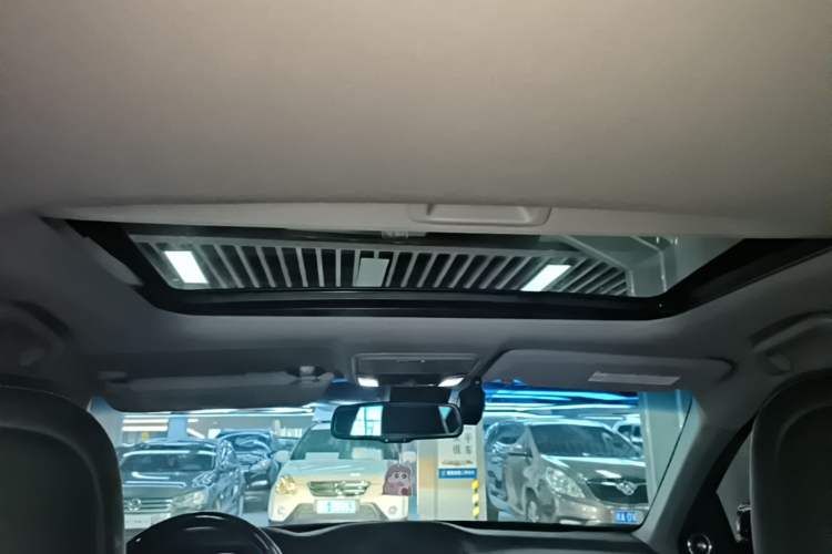 Used Honda Accord 2015 3.0L VTI Prestige Edition Headliner