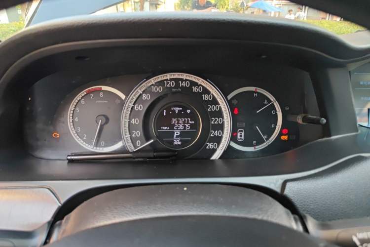 Used Honda Accord 2015 2.0L EX Luxury Edition Instrument Cluster