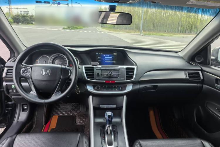 Used Honda Accord 2015 2.0L LX Comfort Edition Interior 1