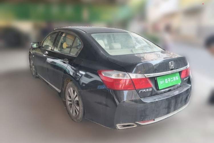 Used Honda Accord 2015 2.0L LX Comfort Edition Interior 2