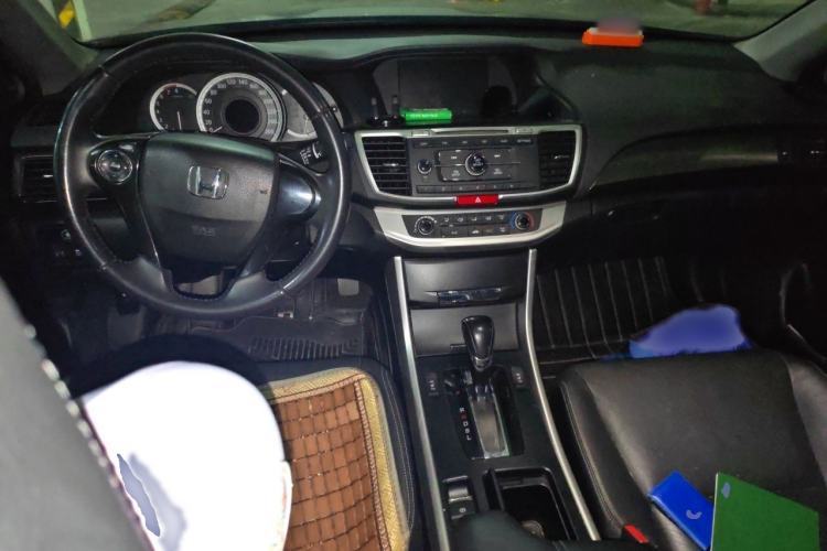 Used Honda Accord 2015 2.0L LXS Elite Edition Interior 2