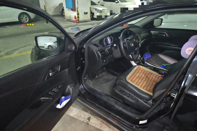 Used Honda Accord 2015 2.0L LXS Elite Edition Interior 3