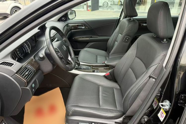 Used Honda Accord 2015 2.4L EX Luxury Edition Interior 4