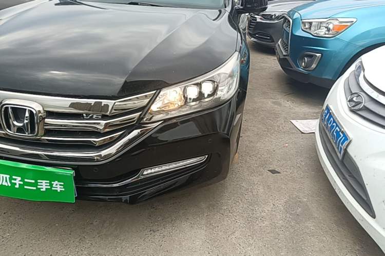Used Honda Accord 2015 3.0L VTI Prestige Edition Left Front Headlight
