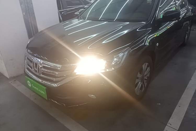 Used Honda Accord 2015 2.0L LX Comfort Edition Left Front Headlight