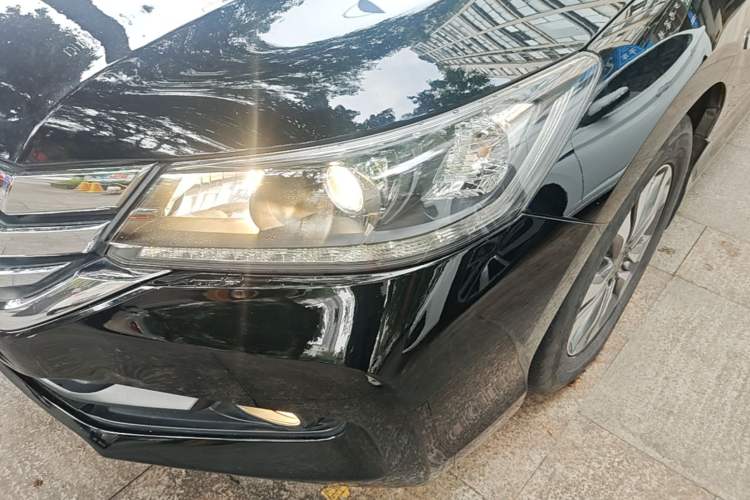 Used Honda Accord 2015 2.0L LXS Elite Edition Left Front Headlight