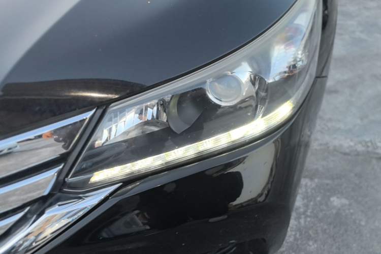 Used Honda Accord 2015 2.0L LXS Elite Edition Left Front Headlight