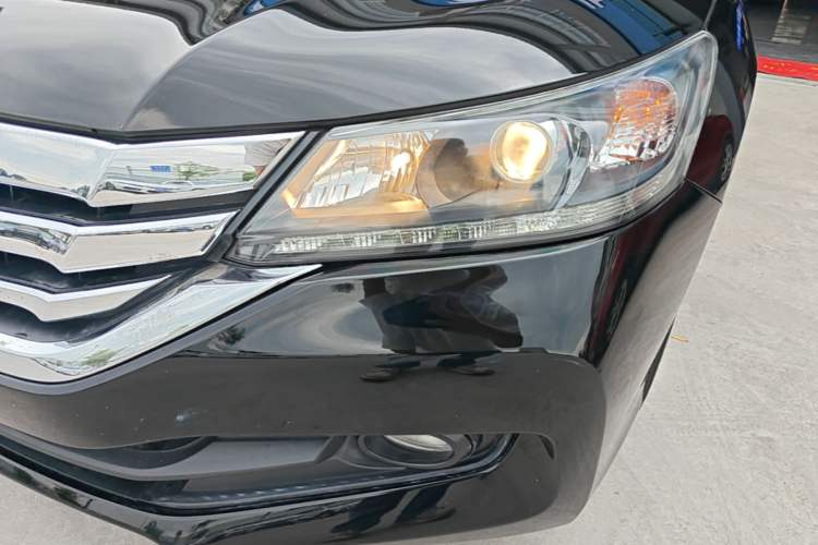 Used Honda Accord 2015 2.0L LXS Elite Edition Left Front Headlight