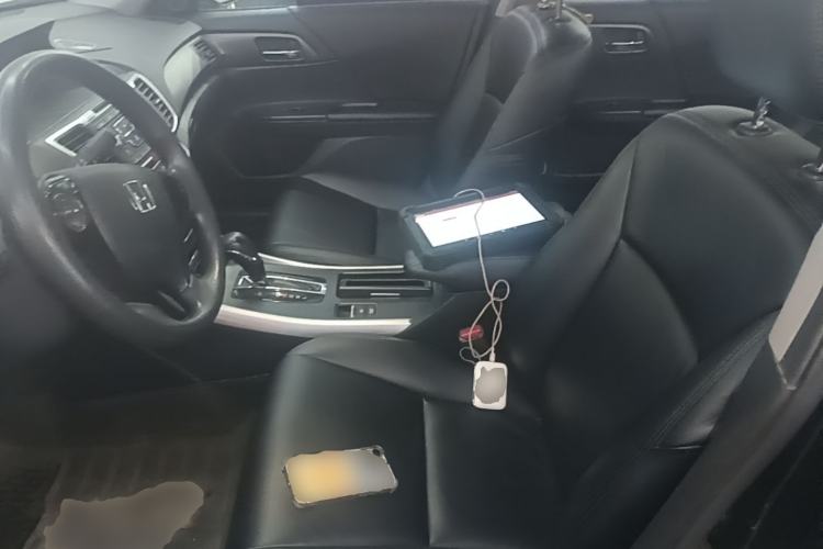Used Honda Accord 2015 2.0L LX Comfort Edition Left Front Seat
