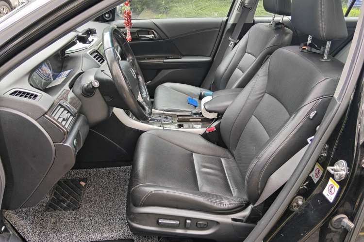Used Honda Accord 2015 2.4L EX Luxury Edition Left Front Seat
