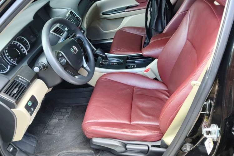 Used Honda Accord 2015 2.0L LX Comfort Edition Left Front Seat