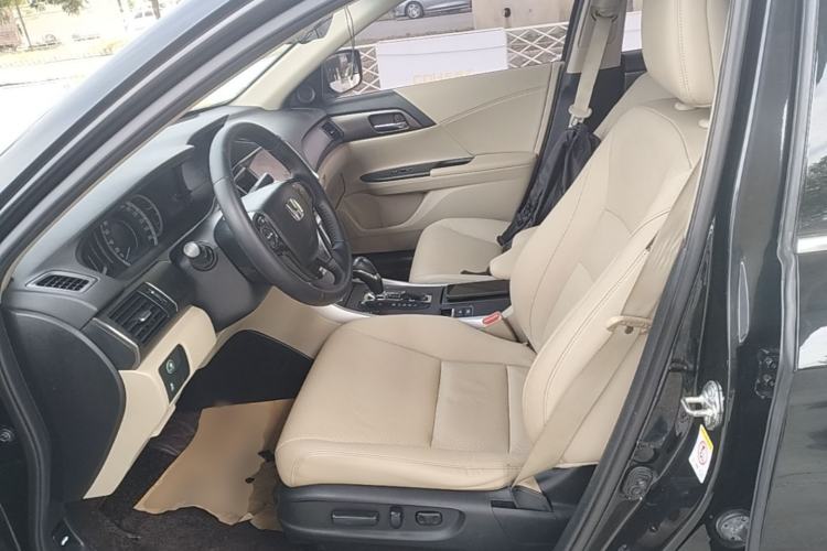 Used Honda Accord 2015 2.0L LXS Elite Edition Left Front Seat