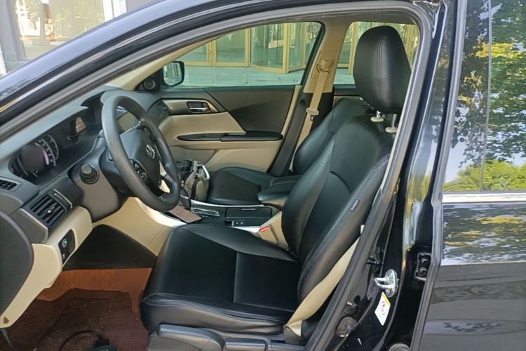 Used Honda Accord 2015 2.0L LX Comfort Edition Left Front Seat