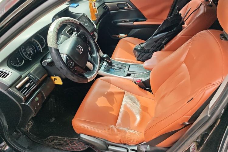 Used Honda Accord 2015 2.0L LX Comfort Edition Left Front Seat