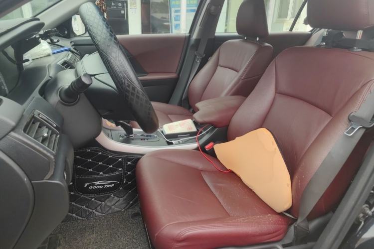 Used Honda Accord 2015 2.0L LX Comfort Edition Left Front Seat