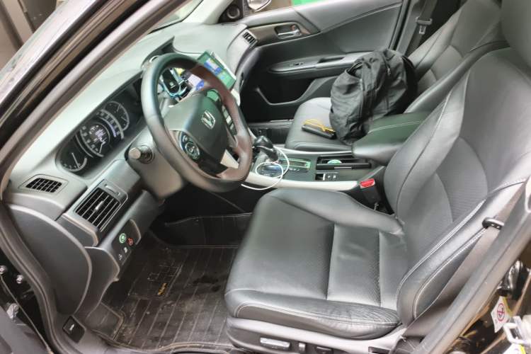 Used Honda Accord 2015 2.0L LXS Elite Edition Left Front Seat