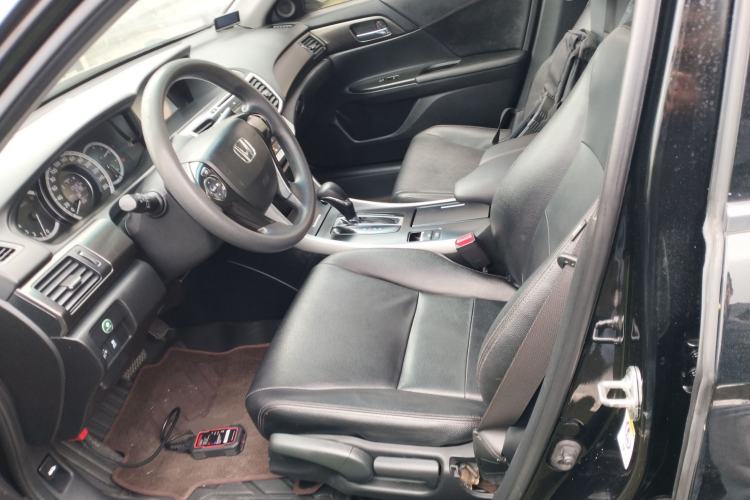 Used Honda Accord 2015 2.0L LX Comfort Edition Left Front Seat