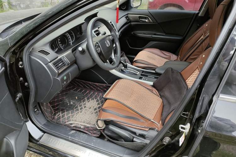 Used Honda Accord 2015 2.0L LX Comfort Edition Left Front Seat