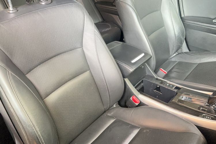 Used Honda Accord 2015 2.0L LXS Elite Edition Left Front Seat
