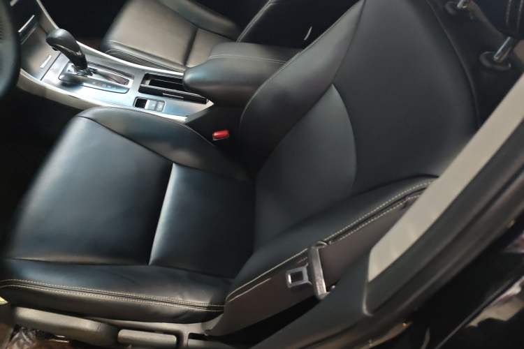 Used Honda Accord 2015 2.0L LX Comfort Edition Left Front Seat