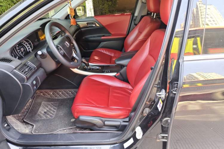 Used Honda Accord 2015 2.0L LX Comfort Edition Left Front Seat