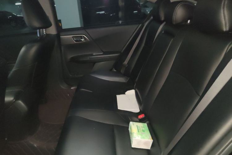 Used Honda Accord 2015 2.0L LX Comfort Edition Left Rear Seat