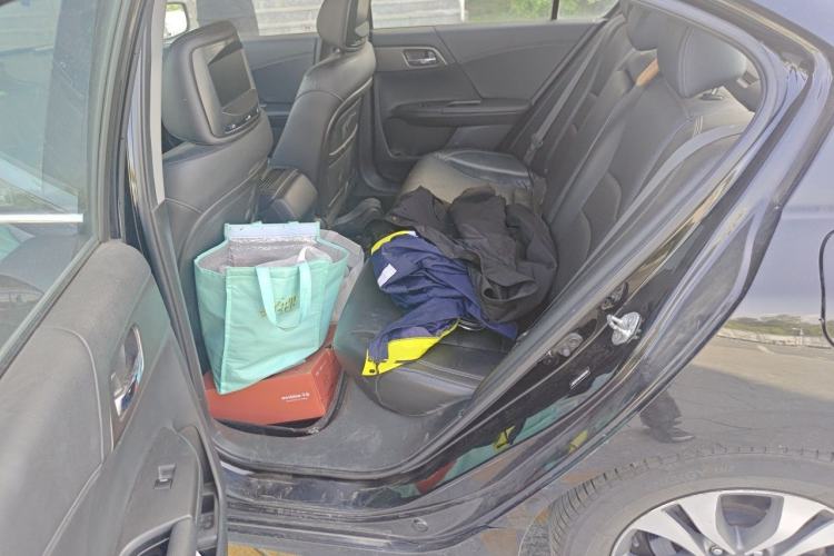 Used Honda Accord 2015 2.0L LXS Elite Edition Left Rear Seat