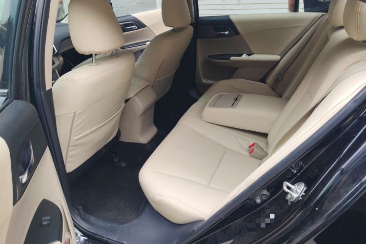 Used Honda Accord 2015 2.0L LX Comfort Edition Left Rear Seat