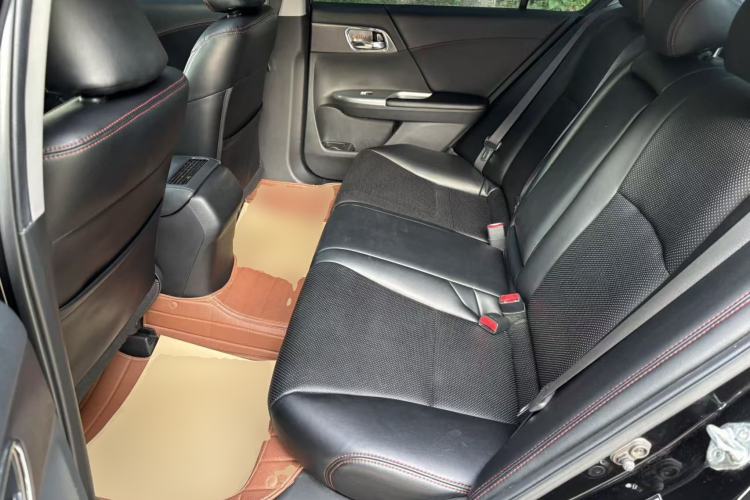 Used Honda Accord 2015 2.0L LX Comfort Edition Left Rear Seat
