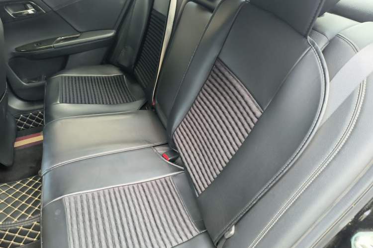 Used Honda Accord 2015 2.4L EX Luxury Edition Left Rear Seat