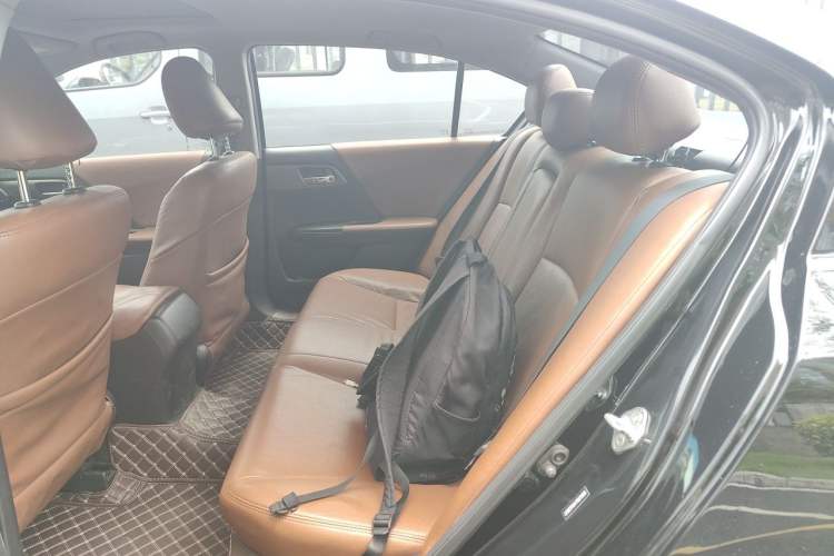 Used Honda Accord 2015 2.0L LX Comfort Edition Left Rear Seat