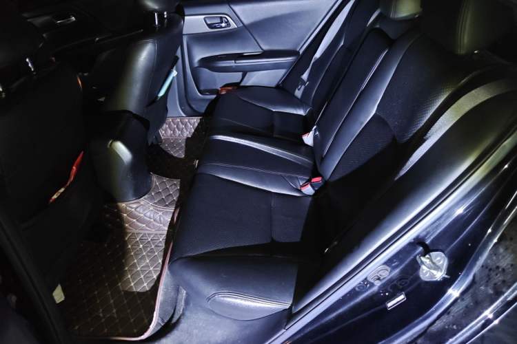 Used Honda Accord 2015 2.0L LXS Elite Edition Left Rear Seat