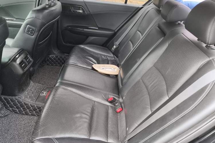 Used Honda Accord 2015 2.4L EX Luxury Edition Left Rear Seat